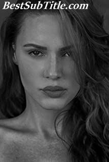 بیوگرافی Eve Mauro