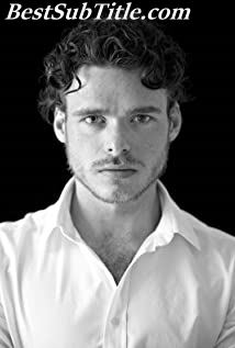 بیوگرافی Richard Madden